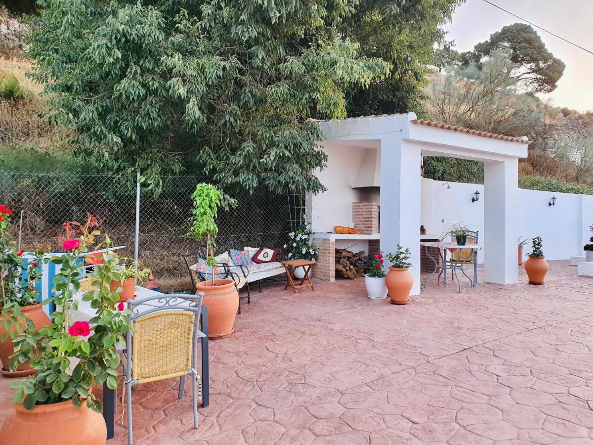 En-Suite Bedroom With Private Entrance At Casa Sofija Sedella Exterior foto
